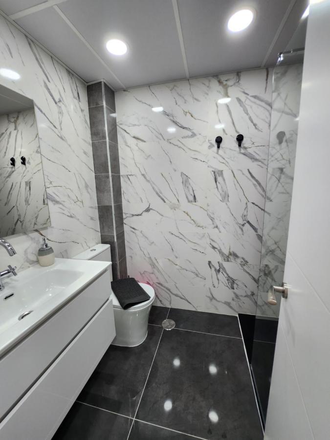 M-A Apartamento Carnicer Madrid Bagian luar foto